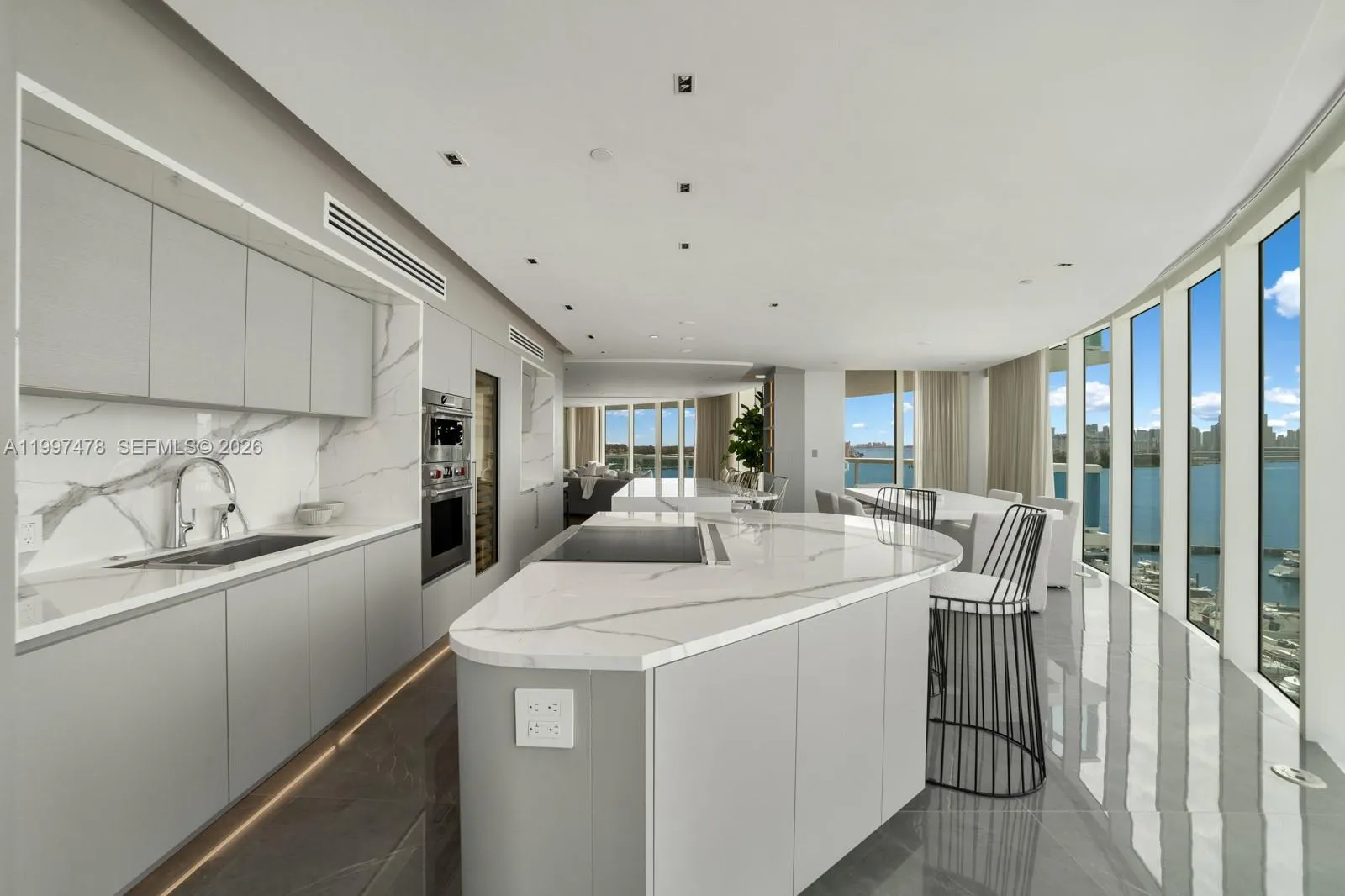 3 bedroom 3 bath for sale at 1000 S Pointe Dr # 901, Miami Beach FL 33139