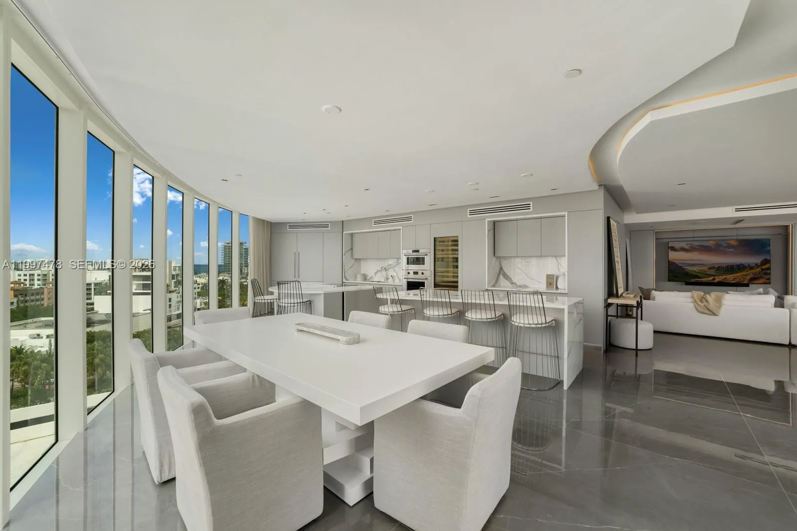 1000 S Pointe Dr # 901, Miami Beach FL 33139