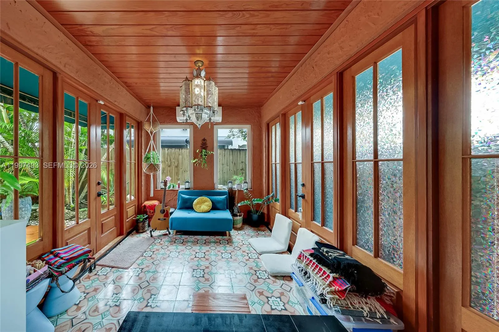 521 NE 74th St, Miami FL 33138