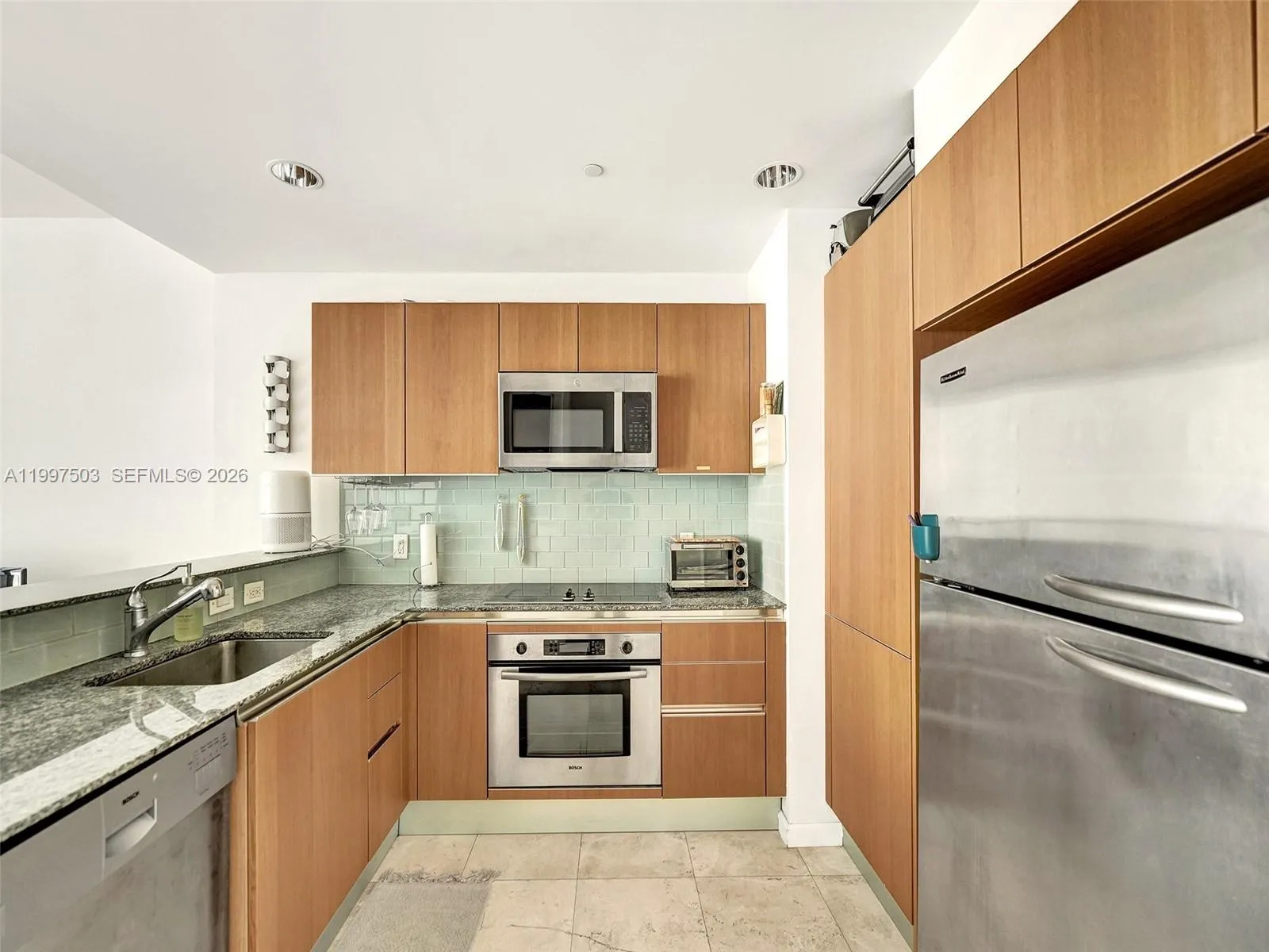 1050 Brickell Ave # 2722, Miami FL 33131