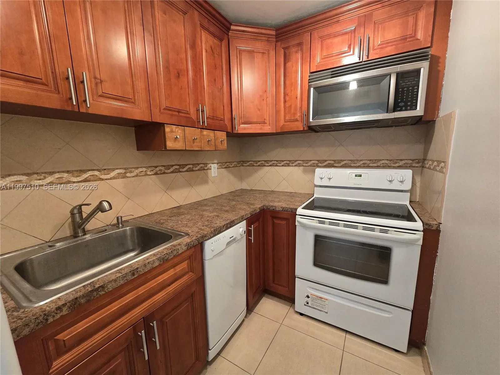 4845 NW 7th St # 5, Miami FL 33126