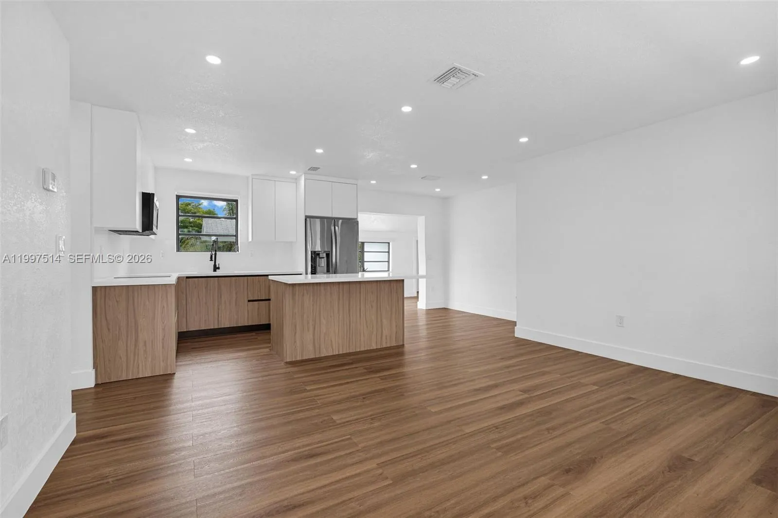 2460 NW 175th St, Miami Gardens FL 33056