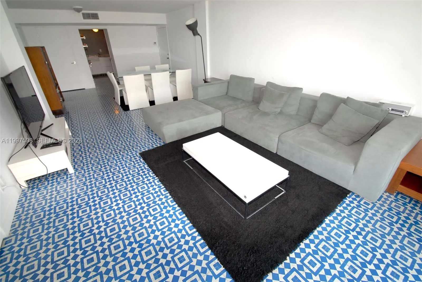 1800 Collins Ave # 18F, Miami Beach FL 33139