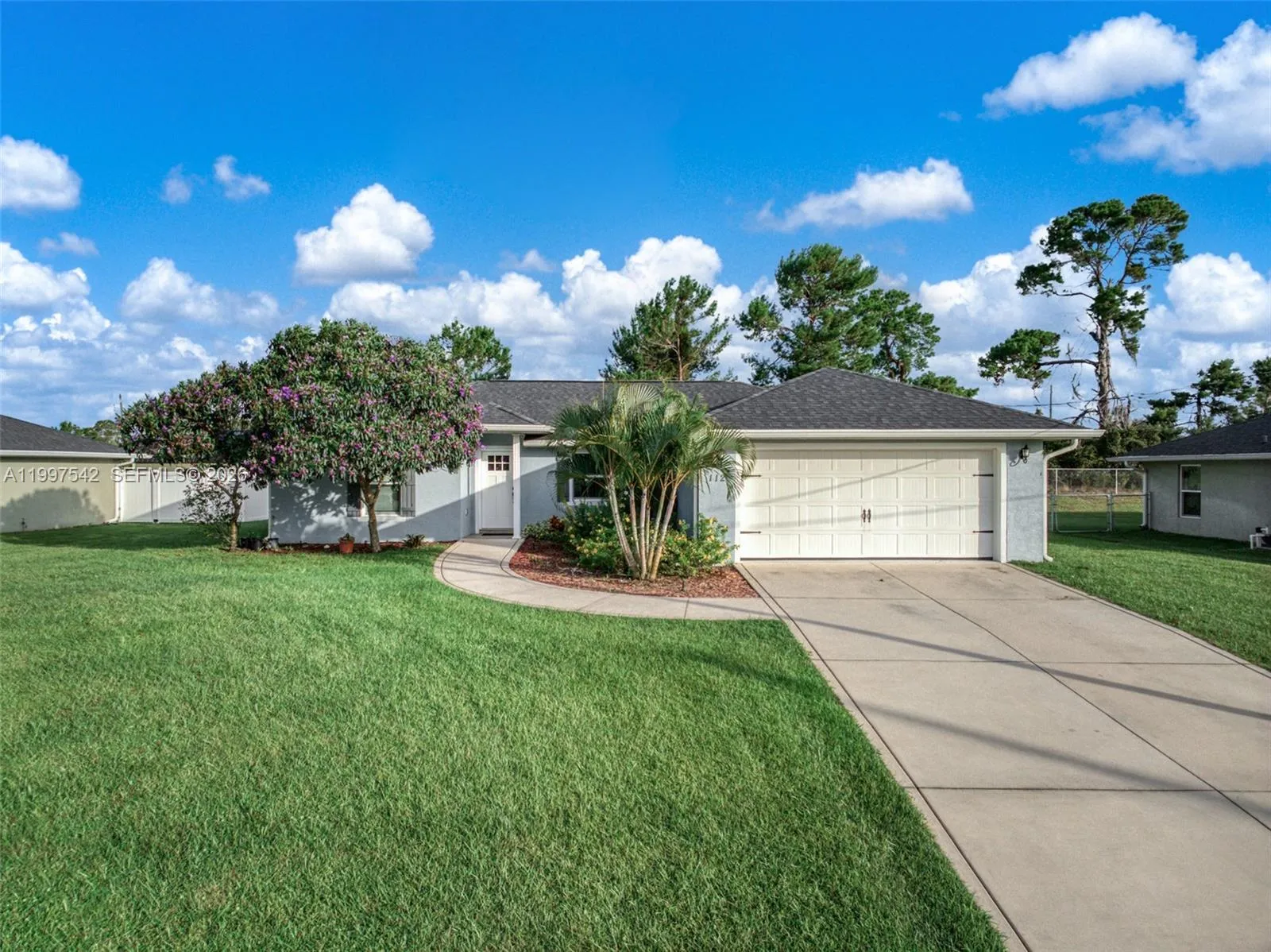 112 Bimini St NE, Lake Placid FL 33852