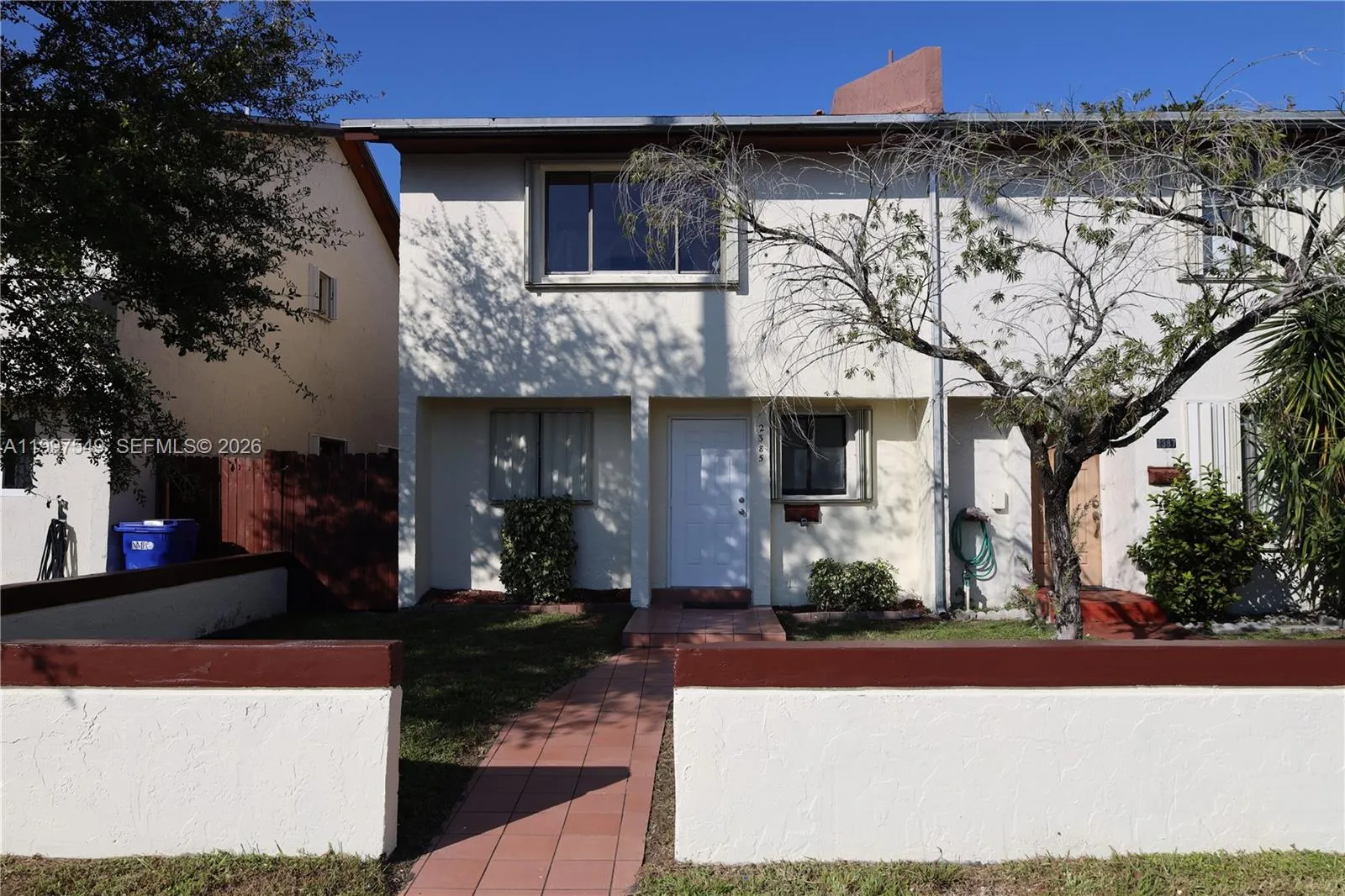 2385 NE 171st St, North Miami Beach FL 33160