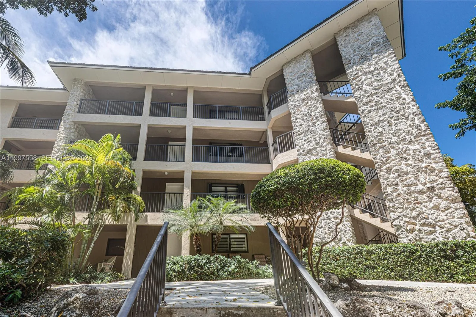 96000 Overseas Hwy # W43, Key Largo FL 33037