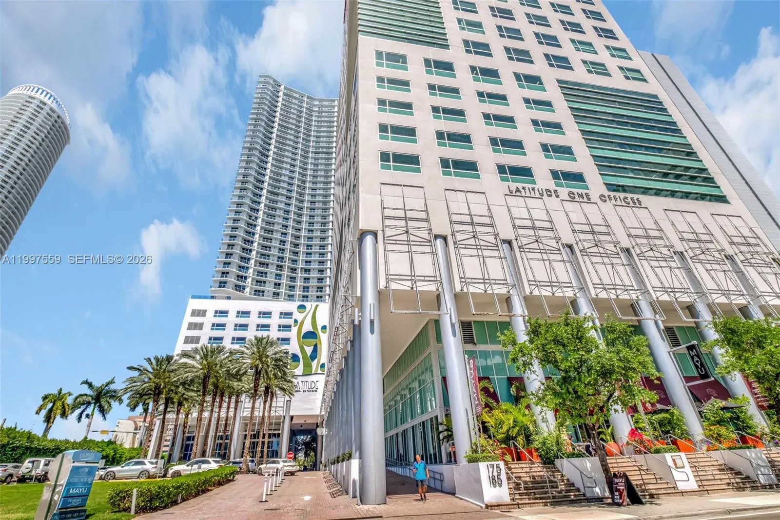 185 SW 7th St # 2303, Miami FL 33130