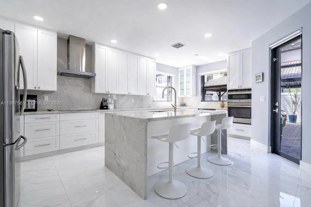 3521 W 92nd Pl, Hialeah FL 33018