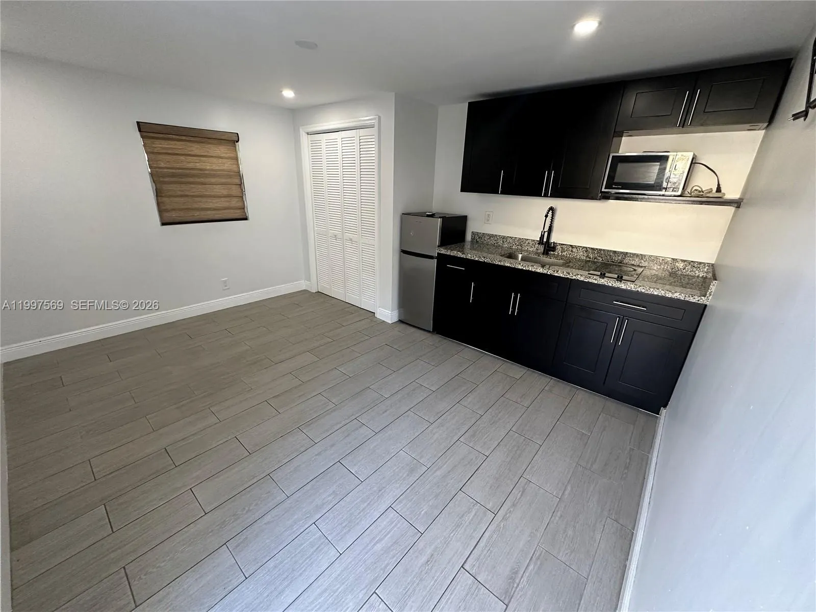 214 S 57th Ave # 0, Hollywood FL 33023