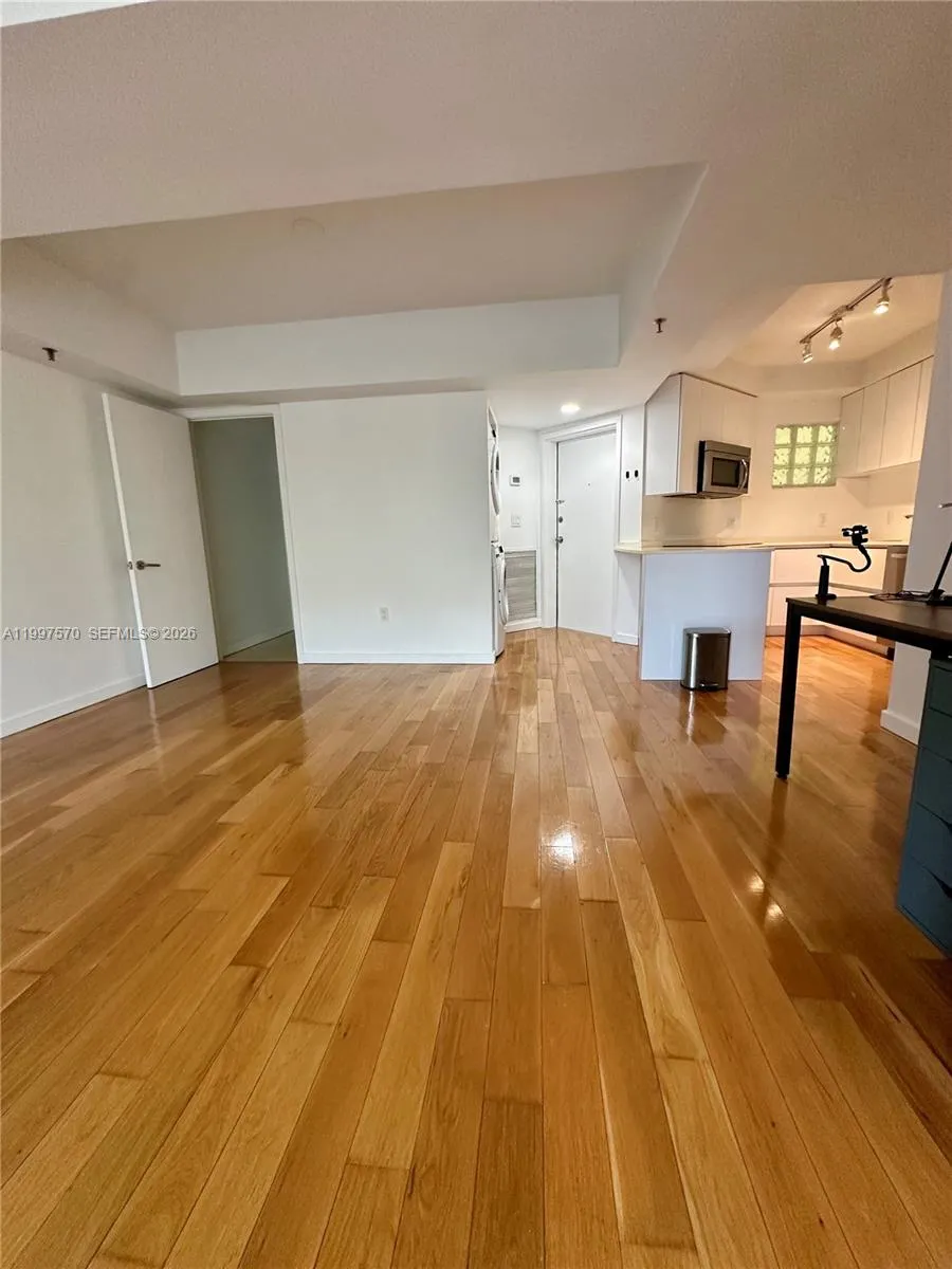 9156 Collins Ave # 202, Surfside FL 33154