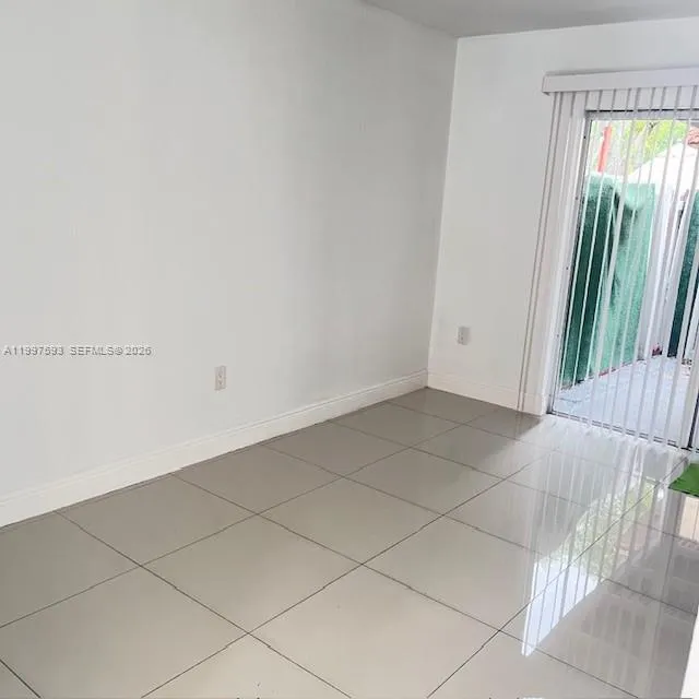 17348 NW 74th Ave # 101, Hialeah FL 33015