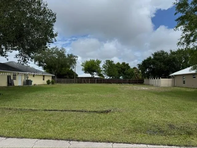 for sale at 399 SW Ridgecrest Dr, Port St. Lucie FL 34953