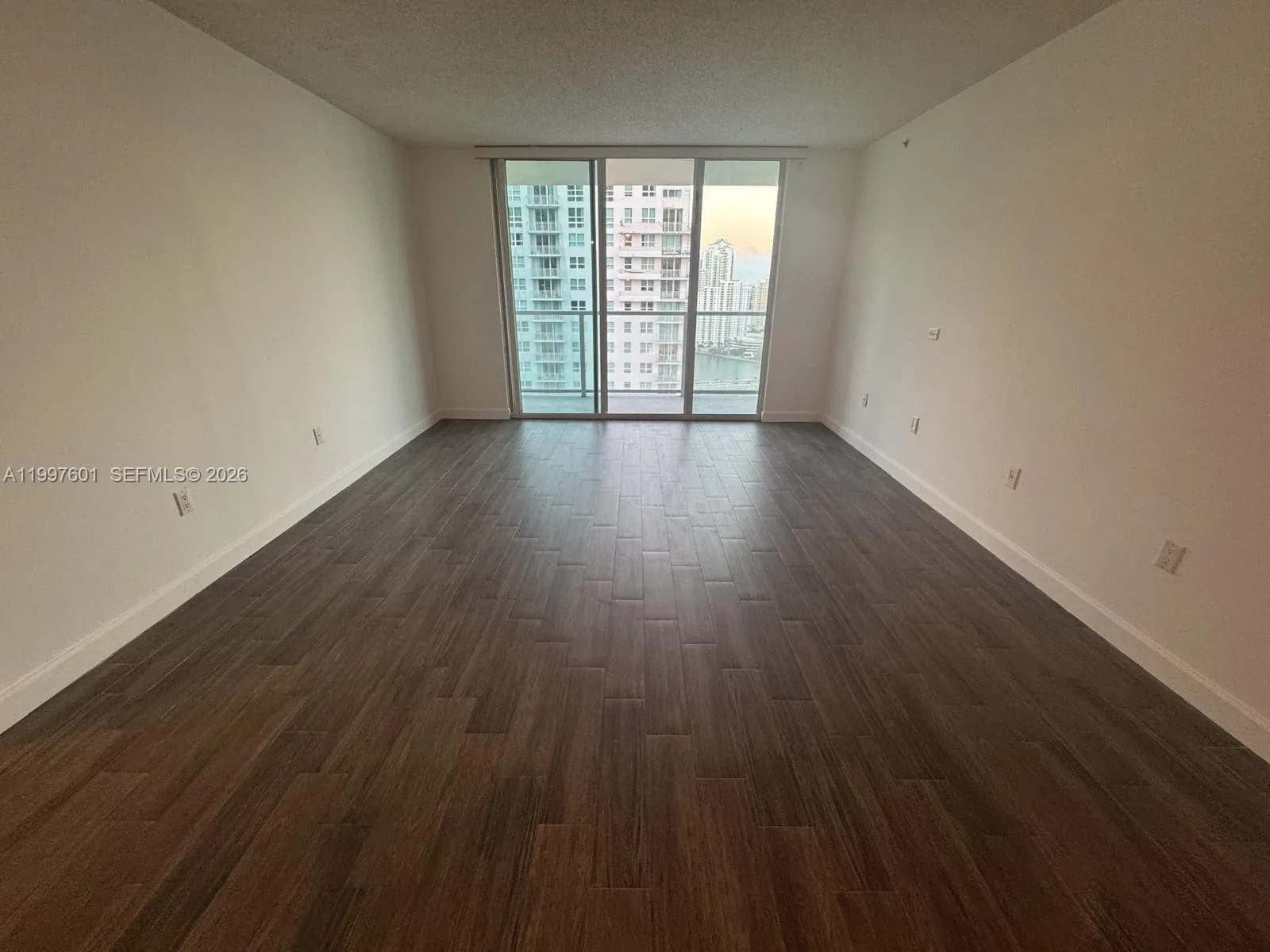 1155 Brickell Bay Dr # 2908, Miami FL 33131