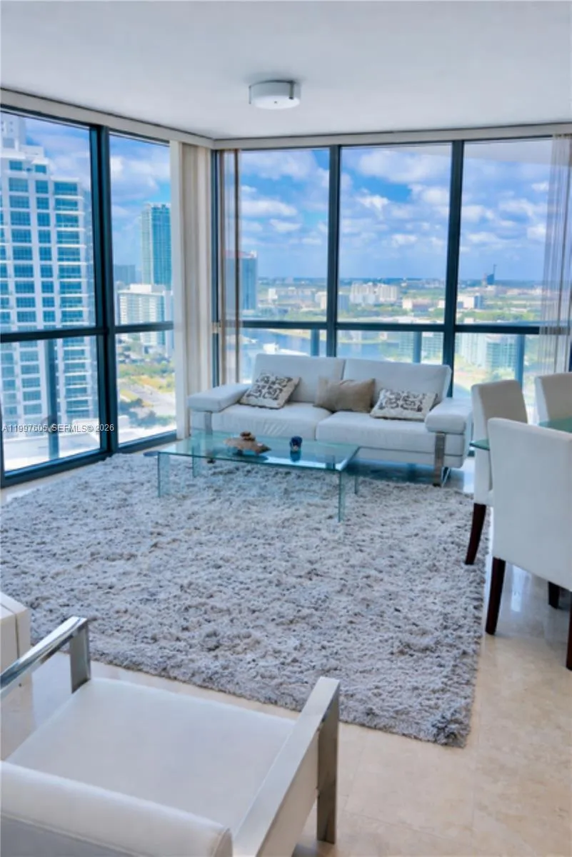 3101 S Ocean Dr # 2406, Hollywood FL 33019