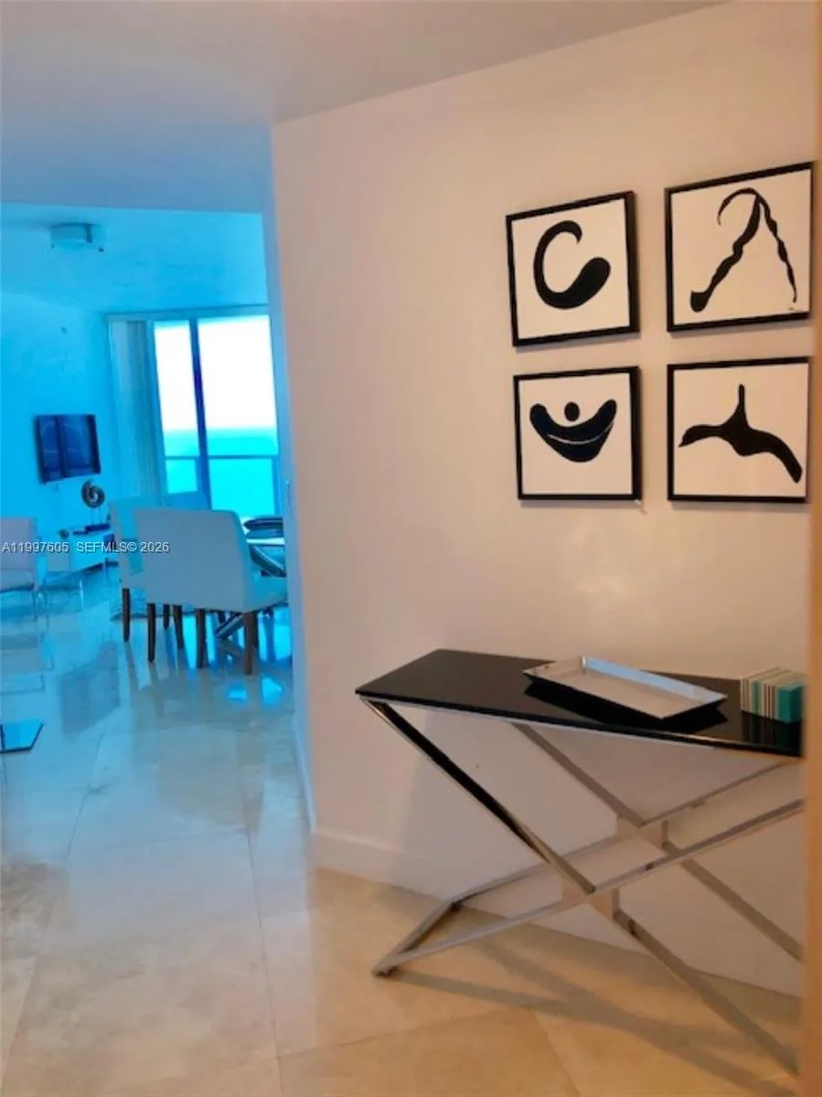 3101 S Ocean Dr # 2406, Hollywood FL 33019