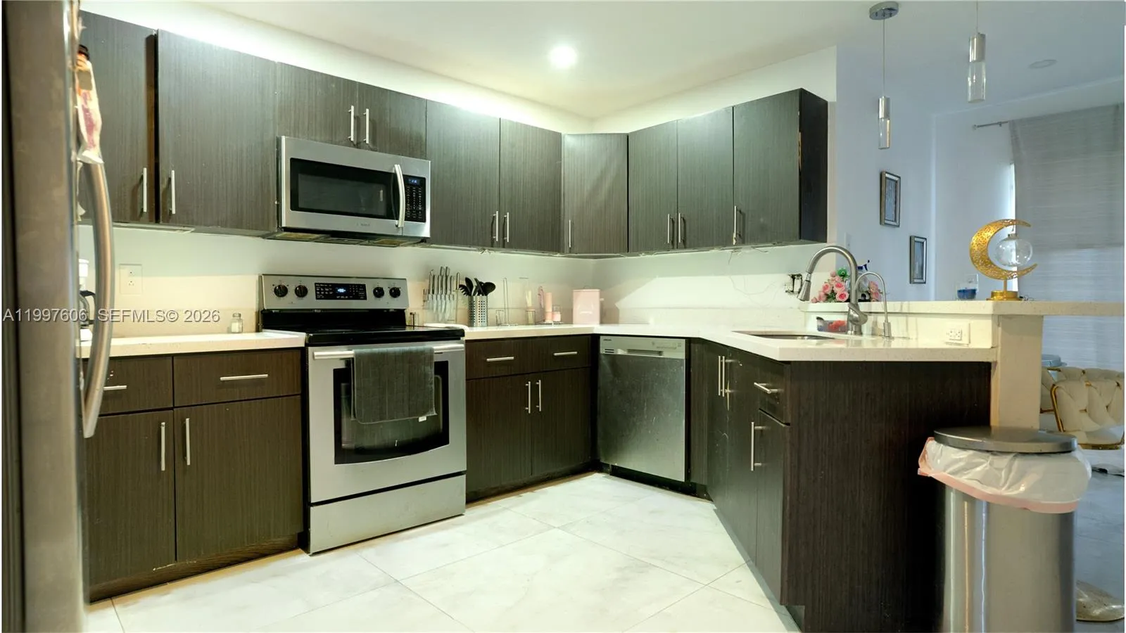 18499 NW 52nd Path, Miami Gardens FL 33055