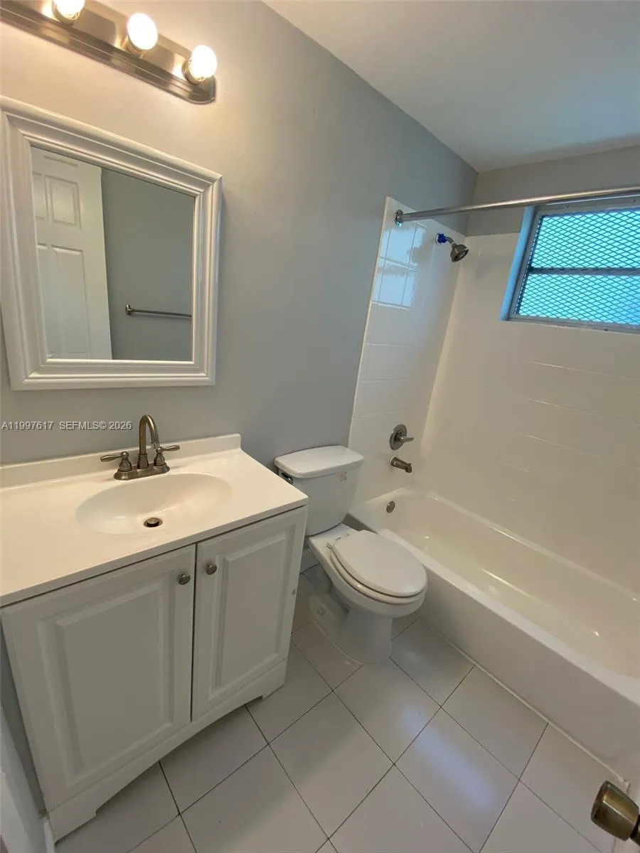 1334 Alton Rd # A6, Miami Beach FL 33139