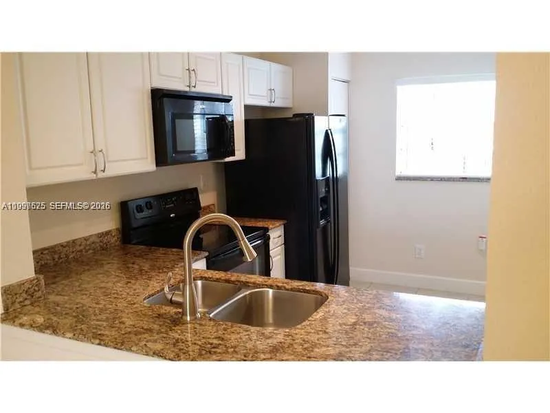 438 NE 210th Cir Ter # 4B, Miami FL 33179
