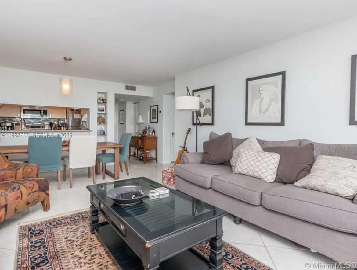 600 NE 36th St # 1006, Miami FL 33137