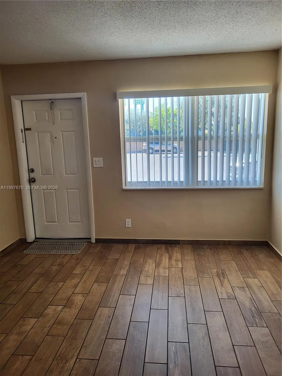 1611 Green Ln # 3, Lantana FL 33462