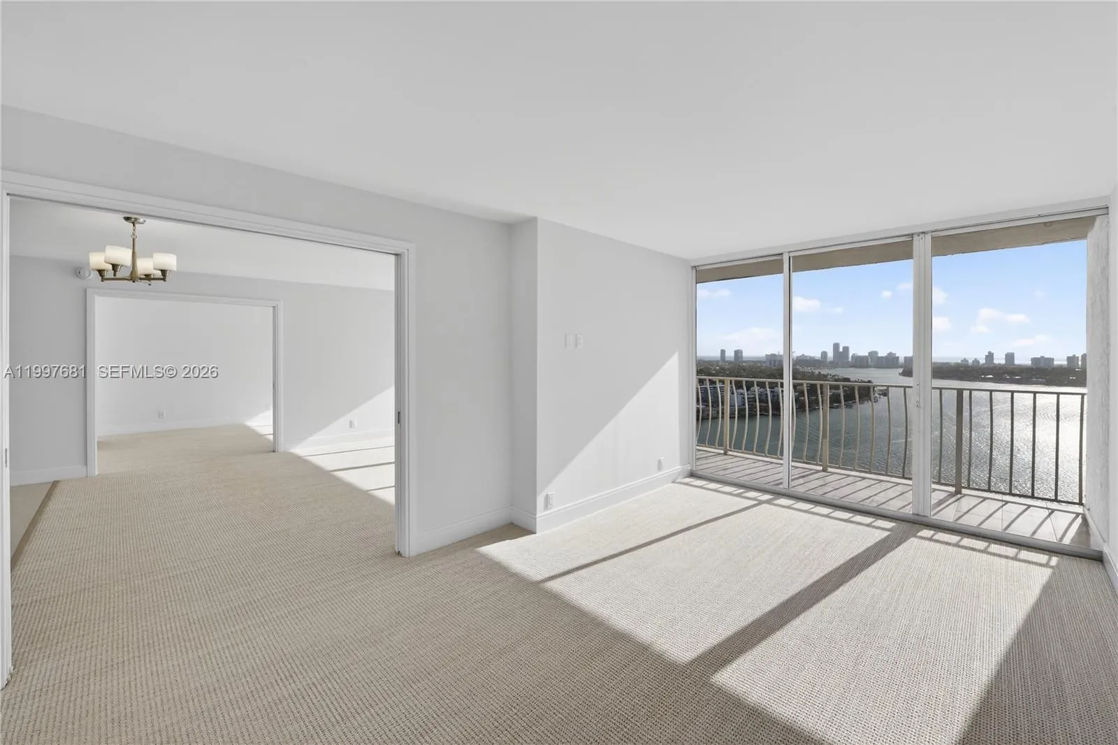 7601 E Treasure Dr # 2319, North Bay Village FL 33141