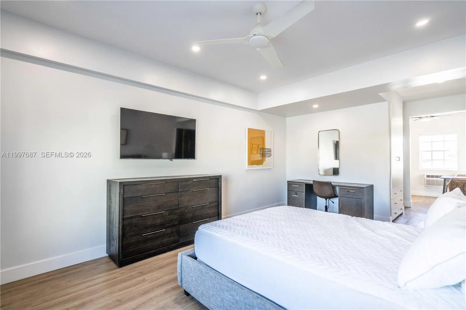 1191 71st St # 4, Miami Beach FL 33141