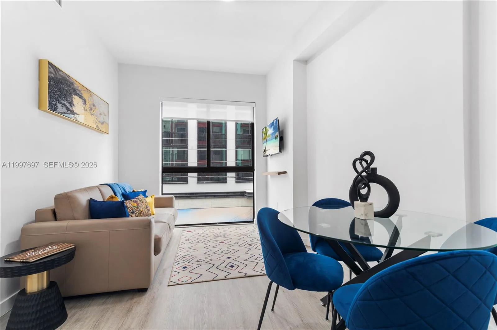 136 NW 26th St # 207, Miami FL 33127