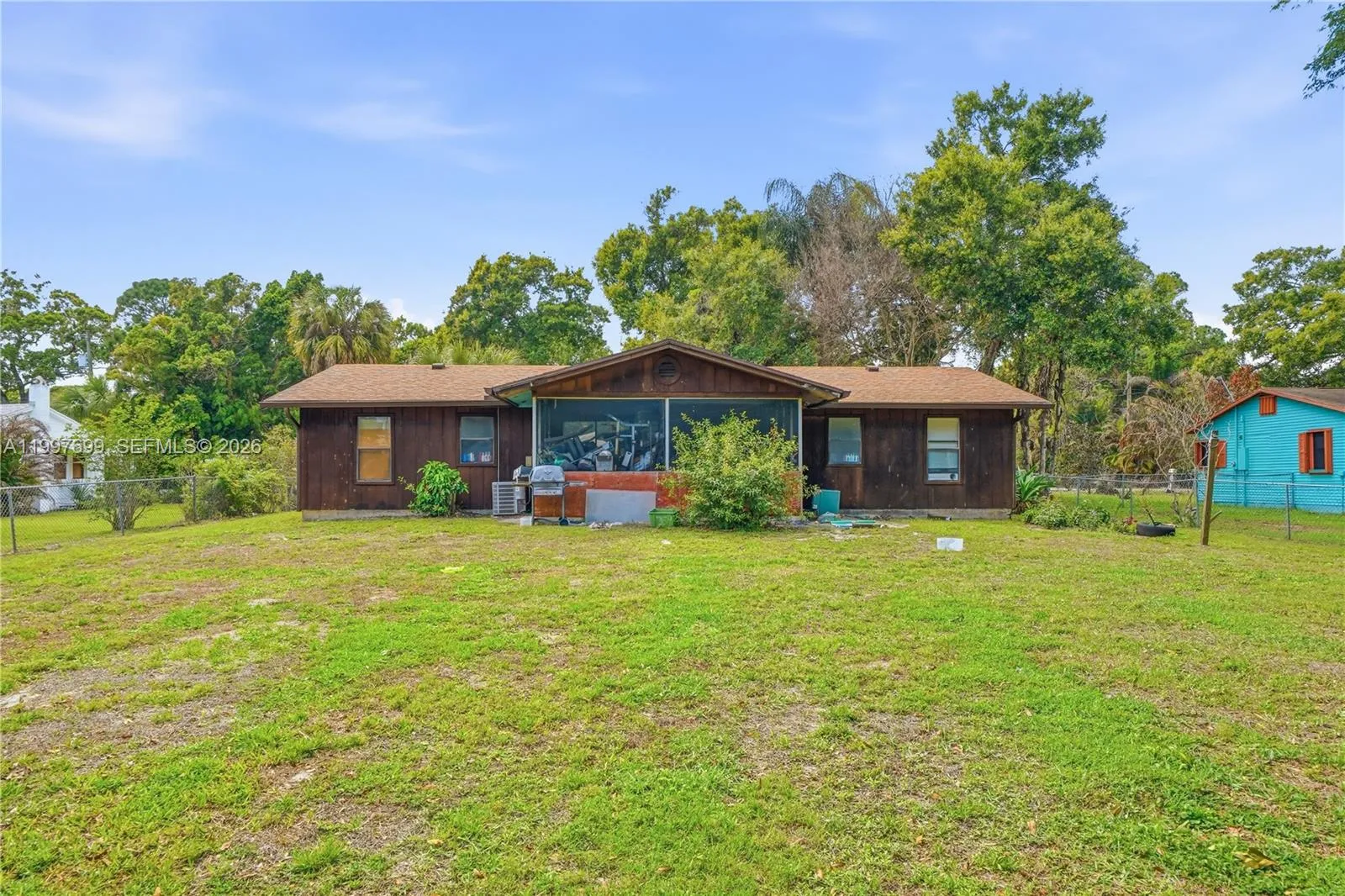 1910 S 34th St, Fort Pierce FL 34947