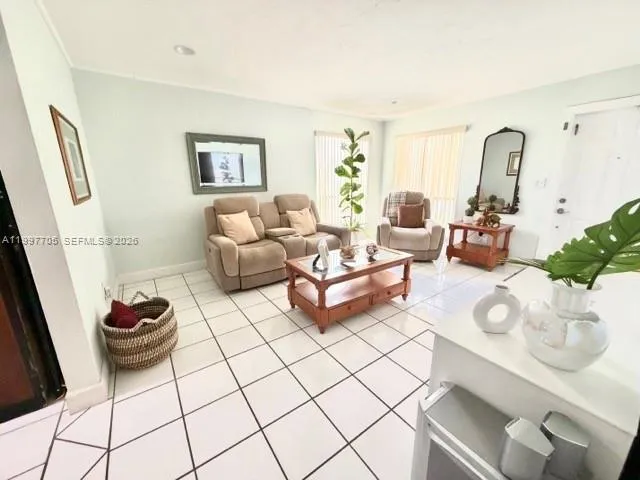 11906 SW 110th St Cir E, Miami FL 33186