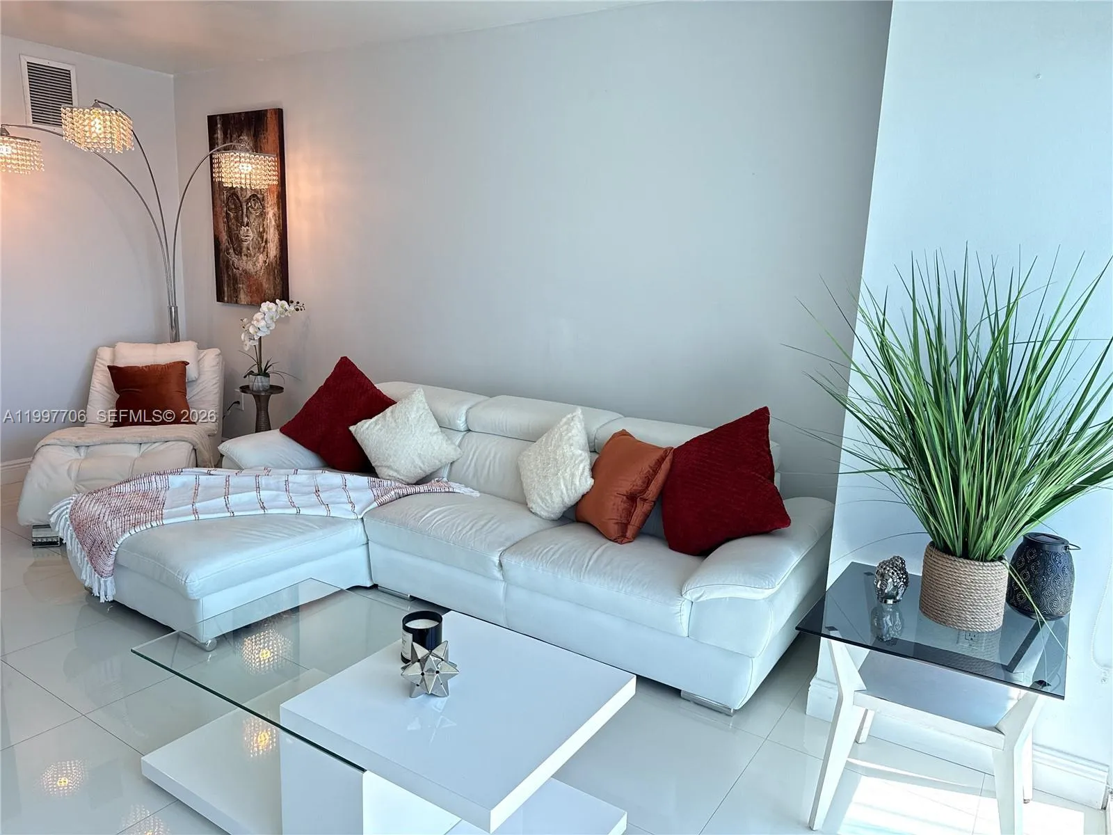 50 Biscayne Blvd # 1907, Miami FL 33132