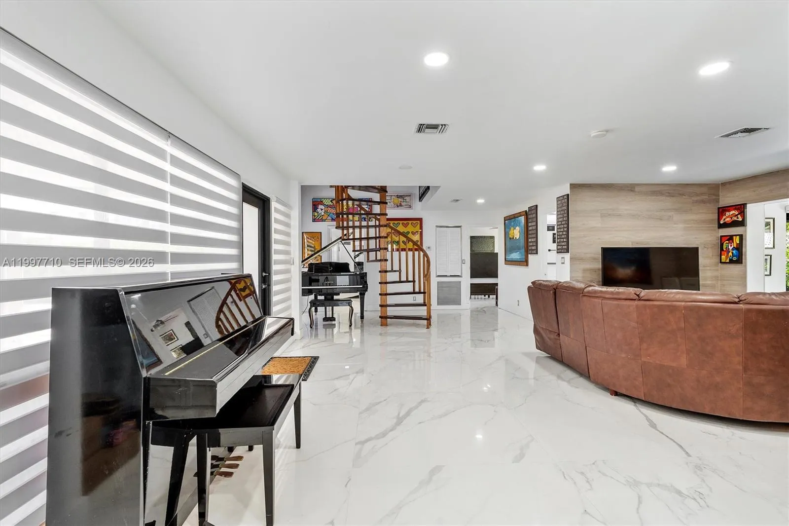 3375 NE 20th Ave, Oakland Park FL 33306