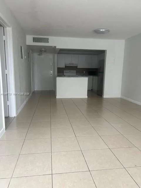 2175 NE 170th St # 106, North Miami Beach FL 33162