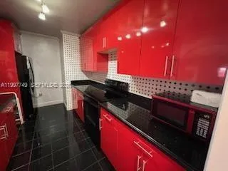 21388 NW 40th Cir Ct, Miami Gardens FL 33055