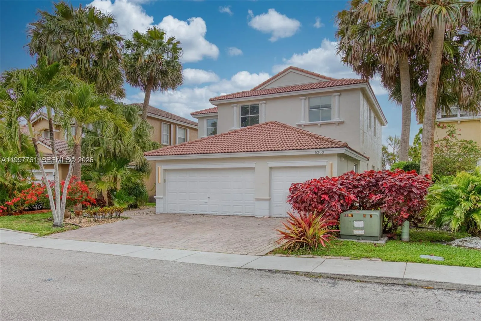 5363 SW 38th Ave, Hollywood FL 33312