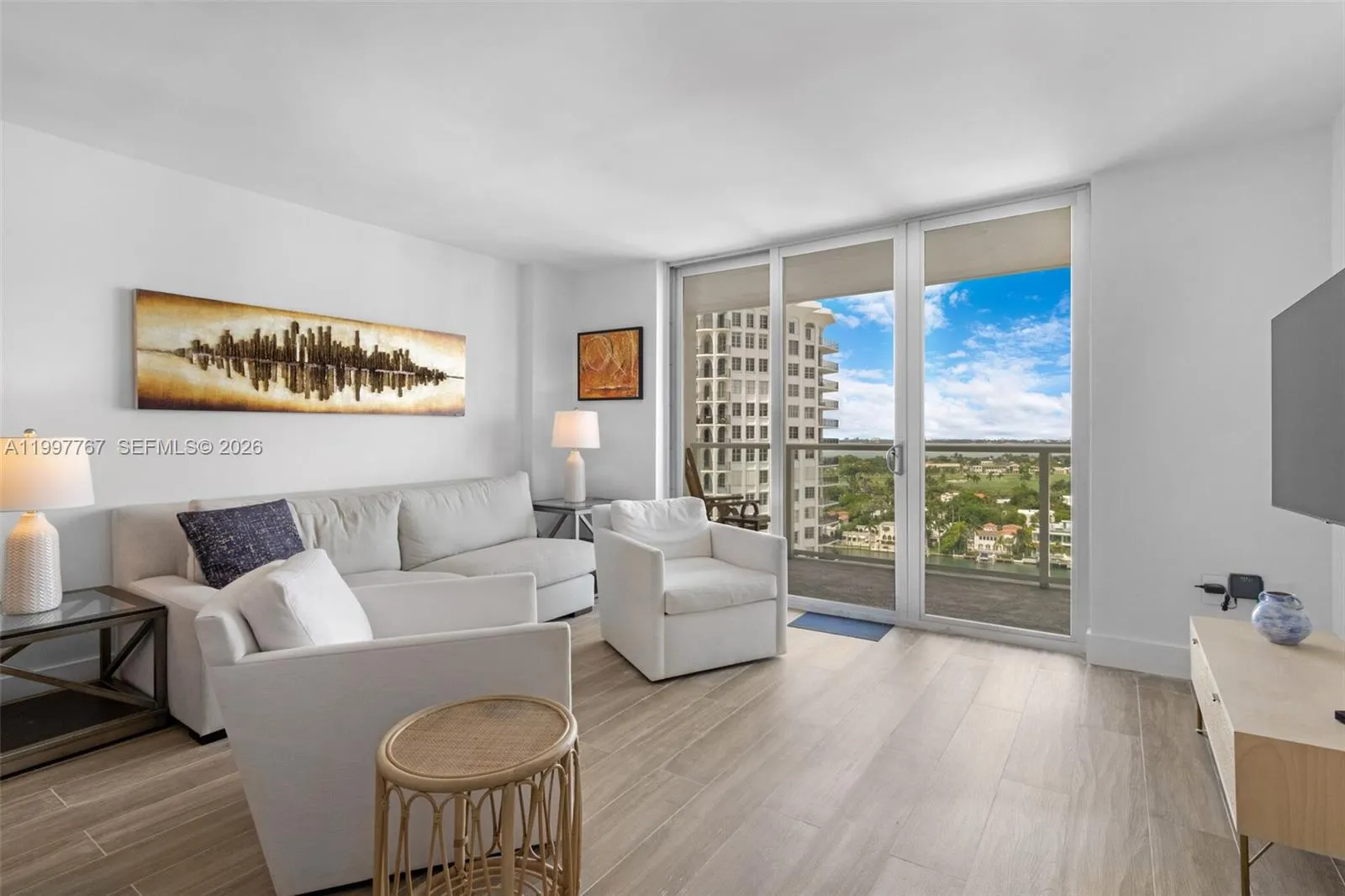 5701 Collins Ave # 1707, Miami Beach FL 33140