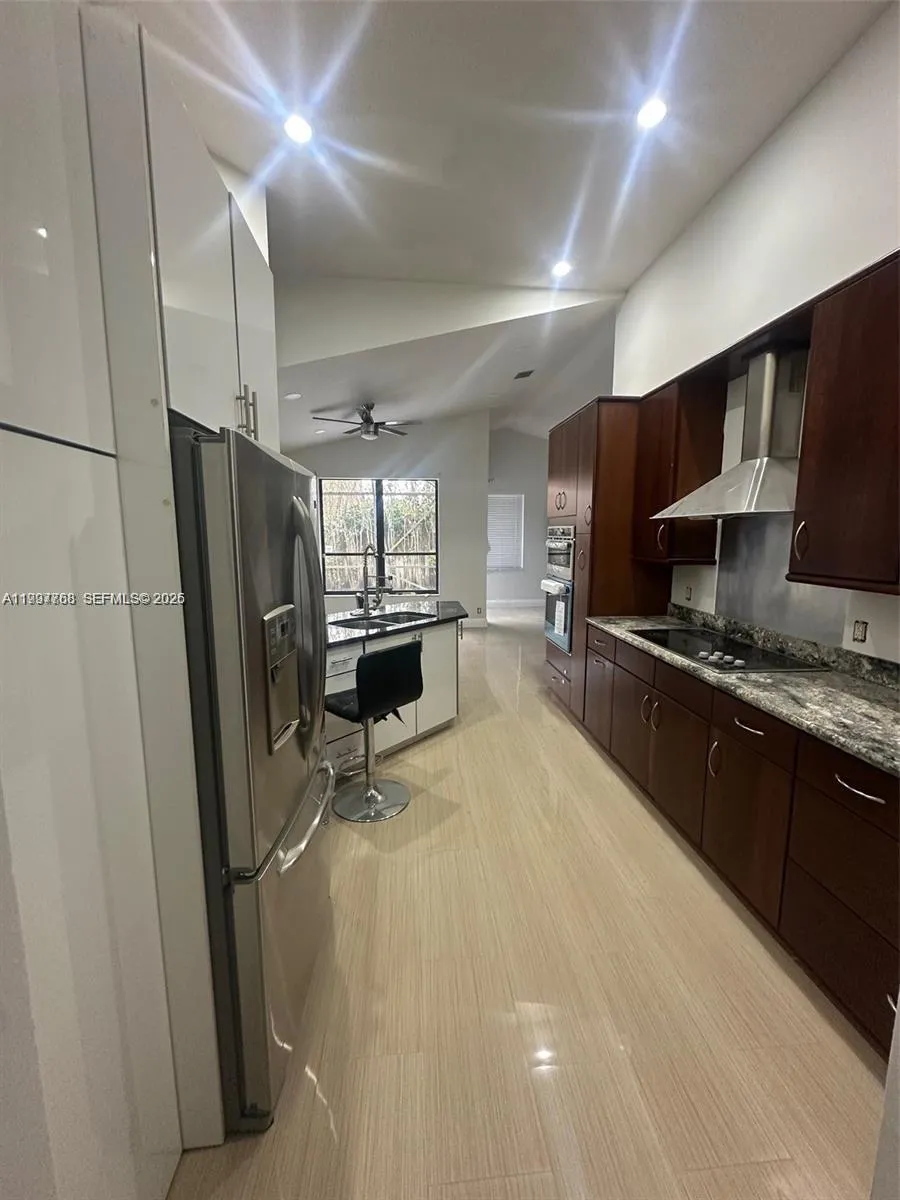 10084 Lexington Estates Blvd, Boca Raton FL 33428