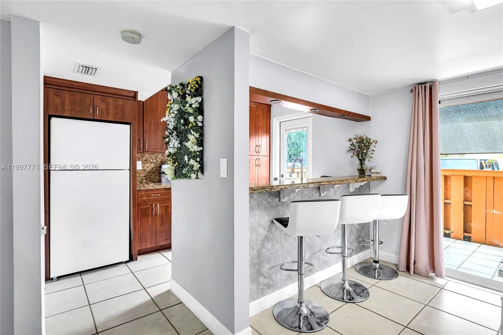 7130 Fairway Dr # L26, Miami Lakes FL 33014