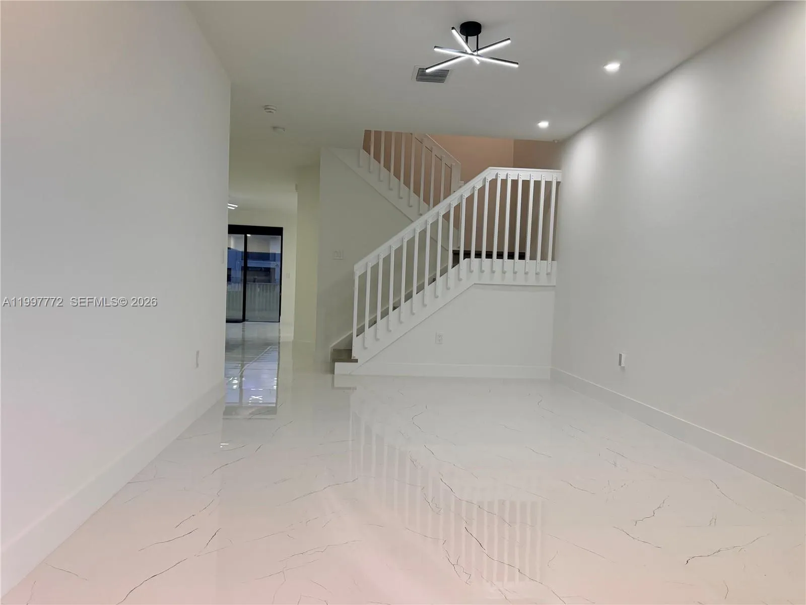 3335 W 94th Ter, Hialeah FL 33018