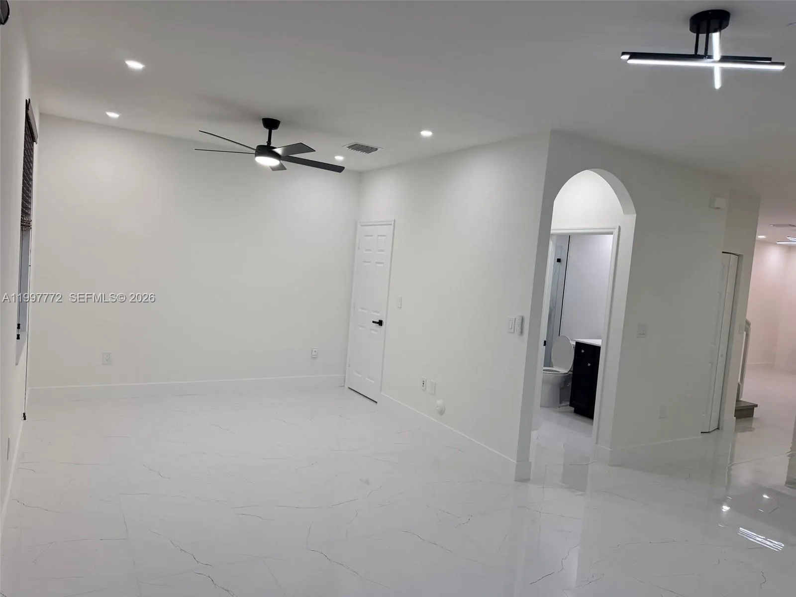 3335 W 94th Ter, Hialeah FL 33018