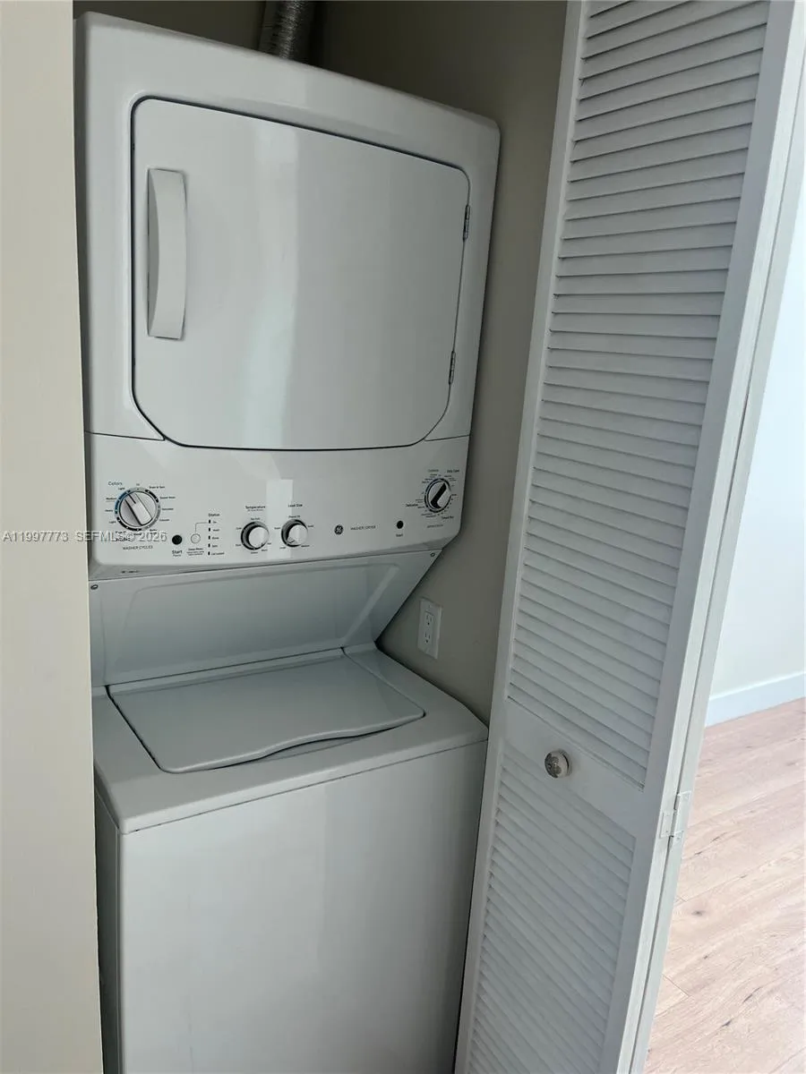 1300 Ponce De Leon Blvd # 1108, Coral Gables FL 33134