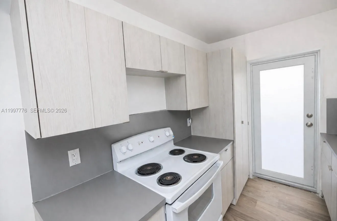 7271 Gary Ave # 26, Miami Beach FL 33141