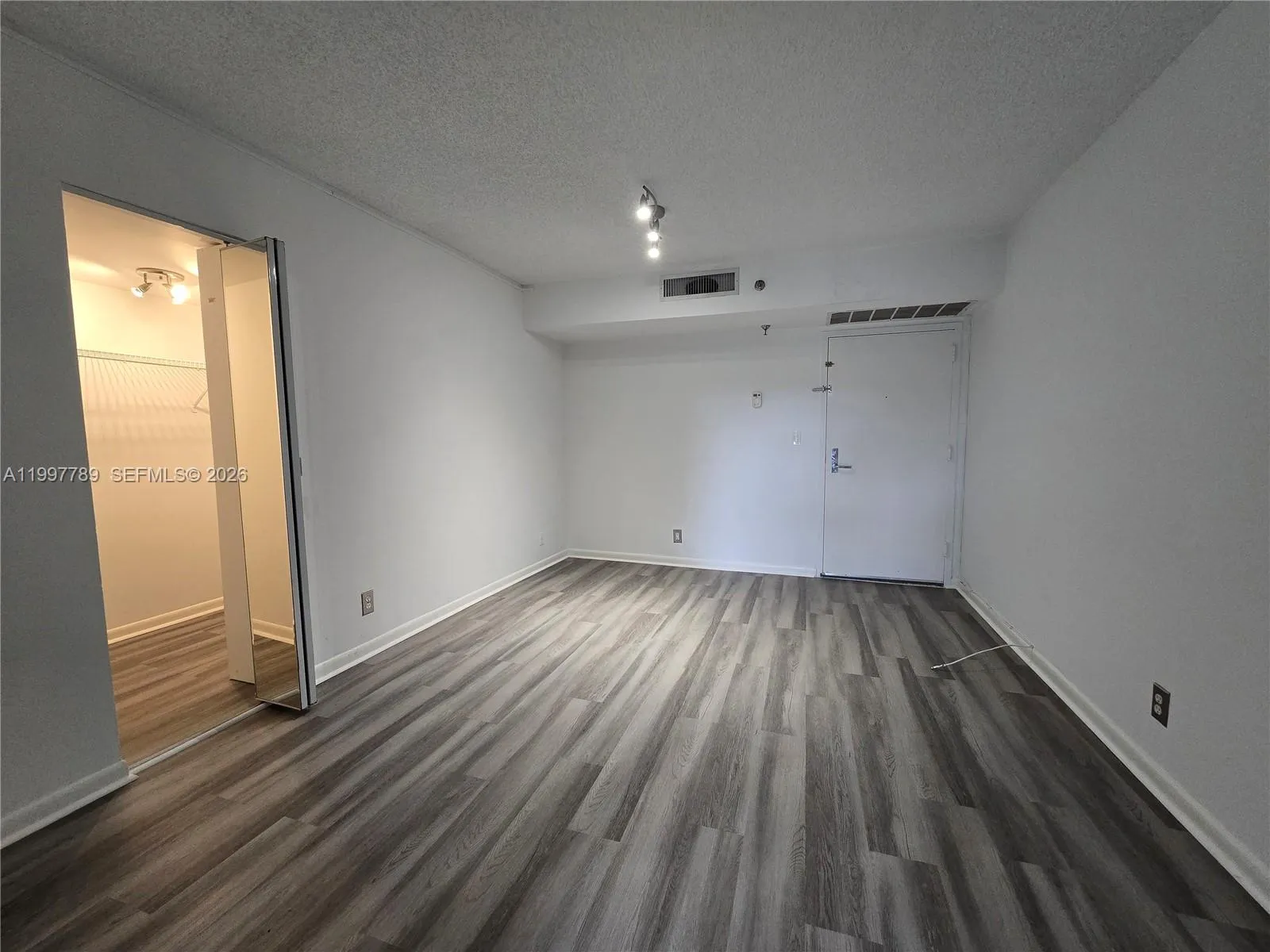 3300 NE 192nd St # 210, Aventura FL 33180