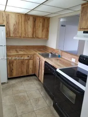 10425 SW 112th Ave # 211, Miami FL 33176