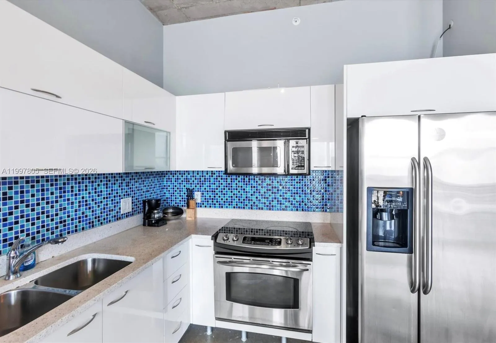 133 NE 2nd Ave # 2015, Miami FL 33132