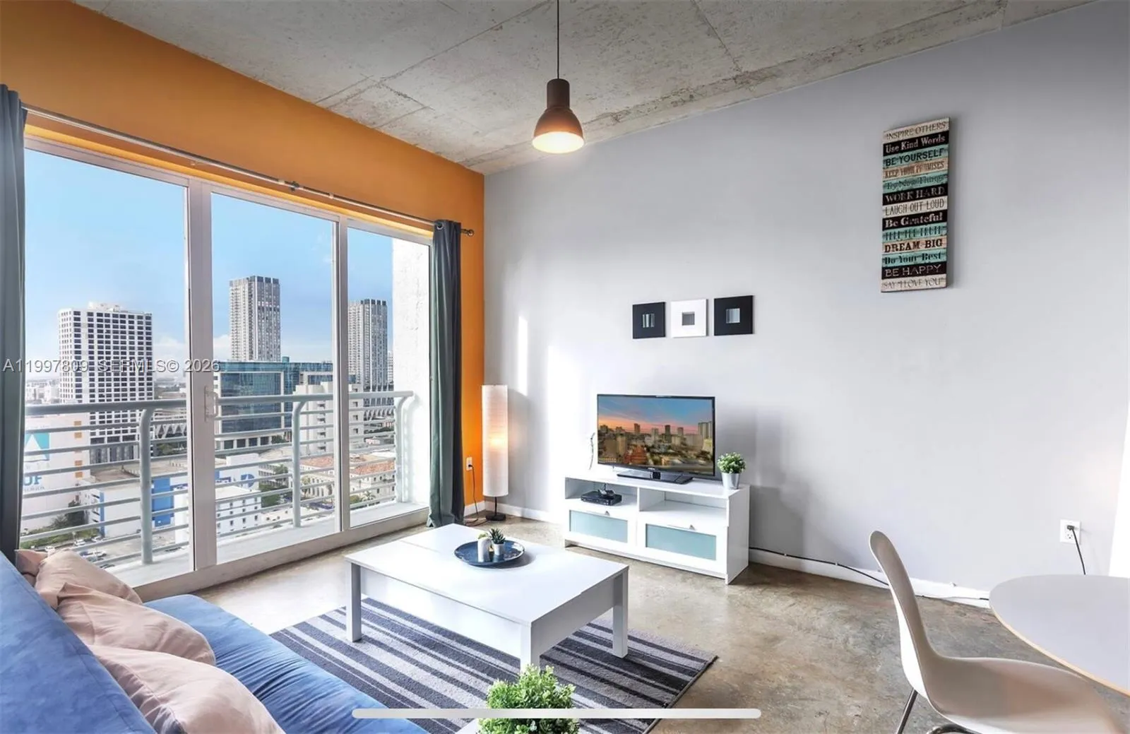 133 NE 2nd Ave # 2015, Miami FL 33132