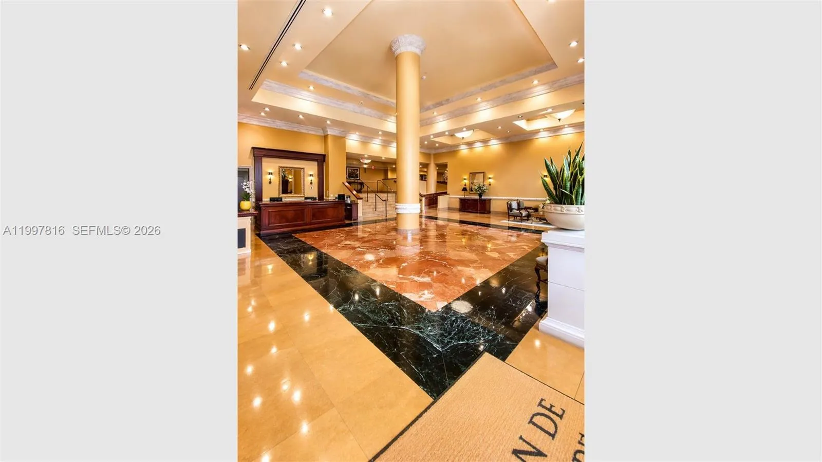 8390 SW 72nd Ave # 428, Miami FL 33143