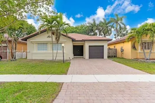 4127 NE 30th St, Homestead FL 33033