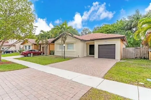4127 NE 30th St, Homestead FL 33033