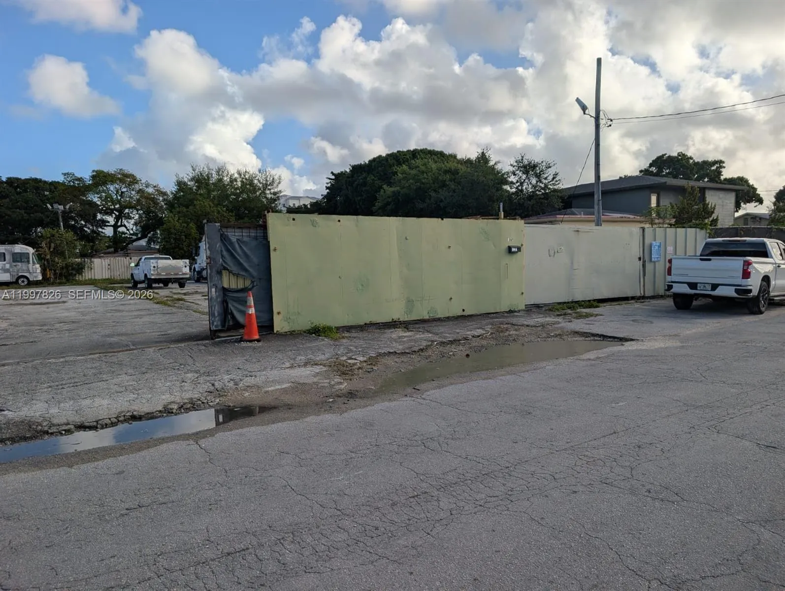 75TH STREET 3175 NW, Miami FL 33147