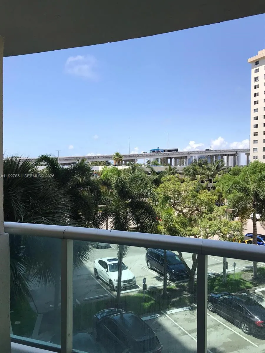 19380 Collins Ave # 319, Sunny Isles Beach FL 33160